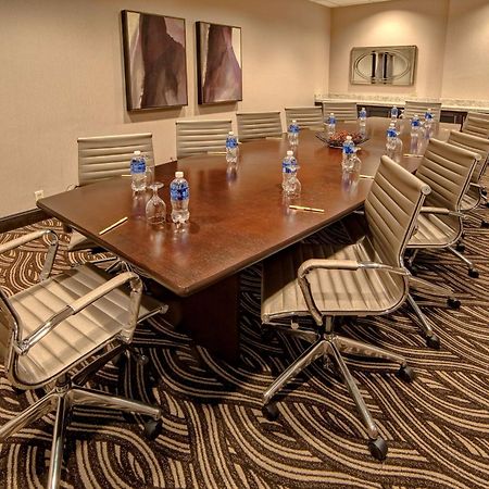 Doubletree By Hilton Decatur Riverfront Bagian luar foto