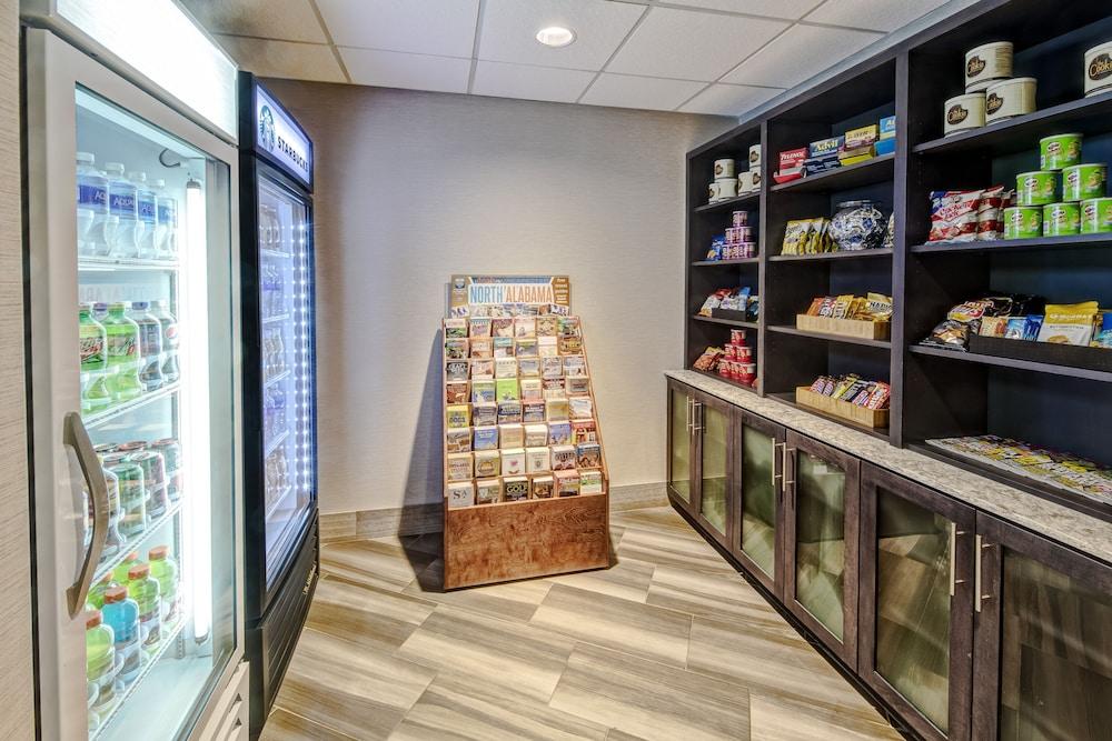 Doubletree By Hilton Decatur Riverfront Bagian luar foto